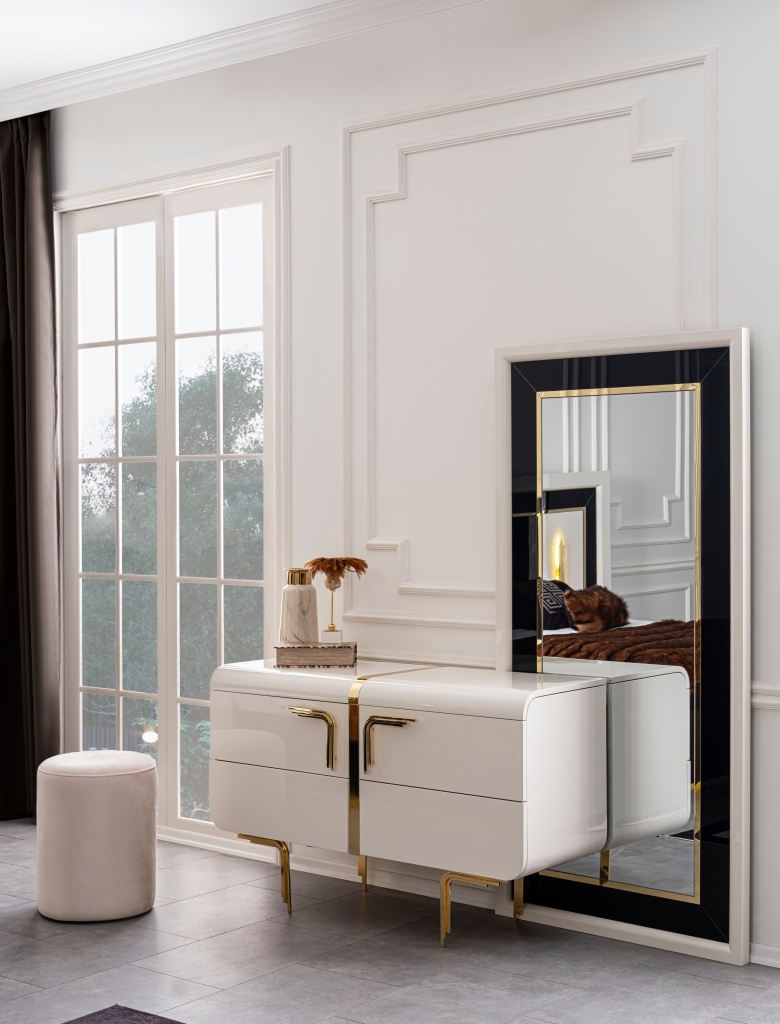 ASTON BEDROOM SET (21)