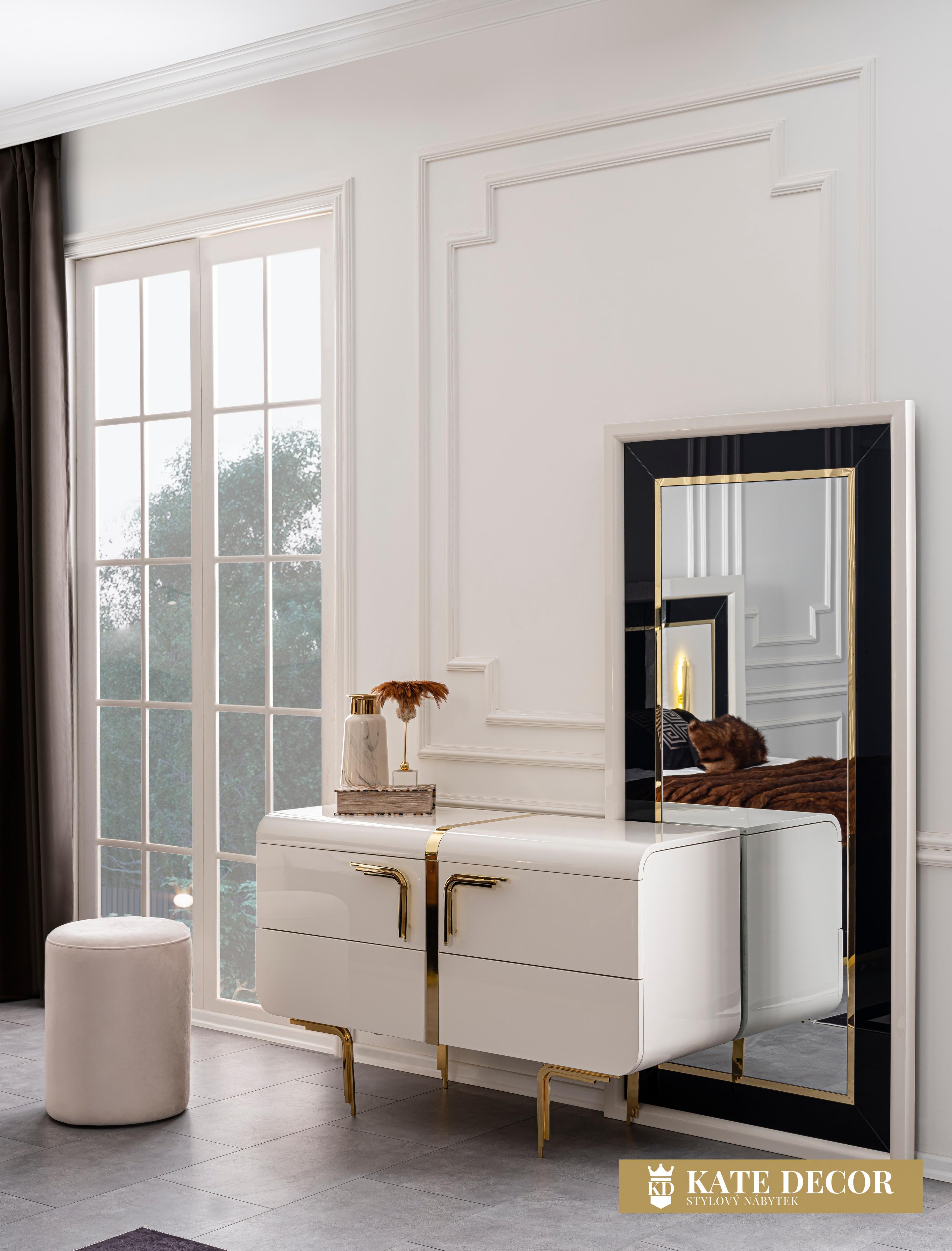 ASTON BEDROOM SET (21)