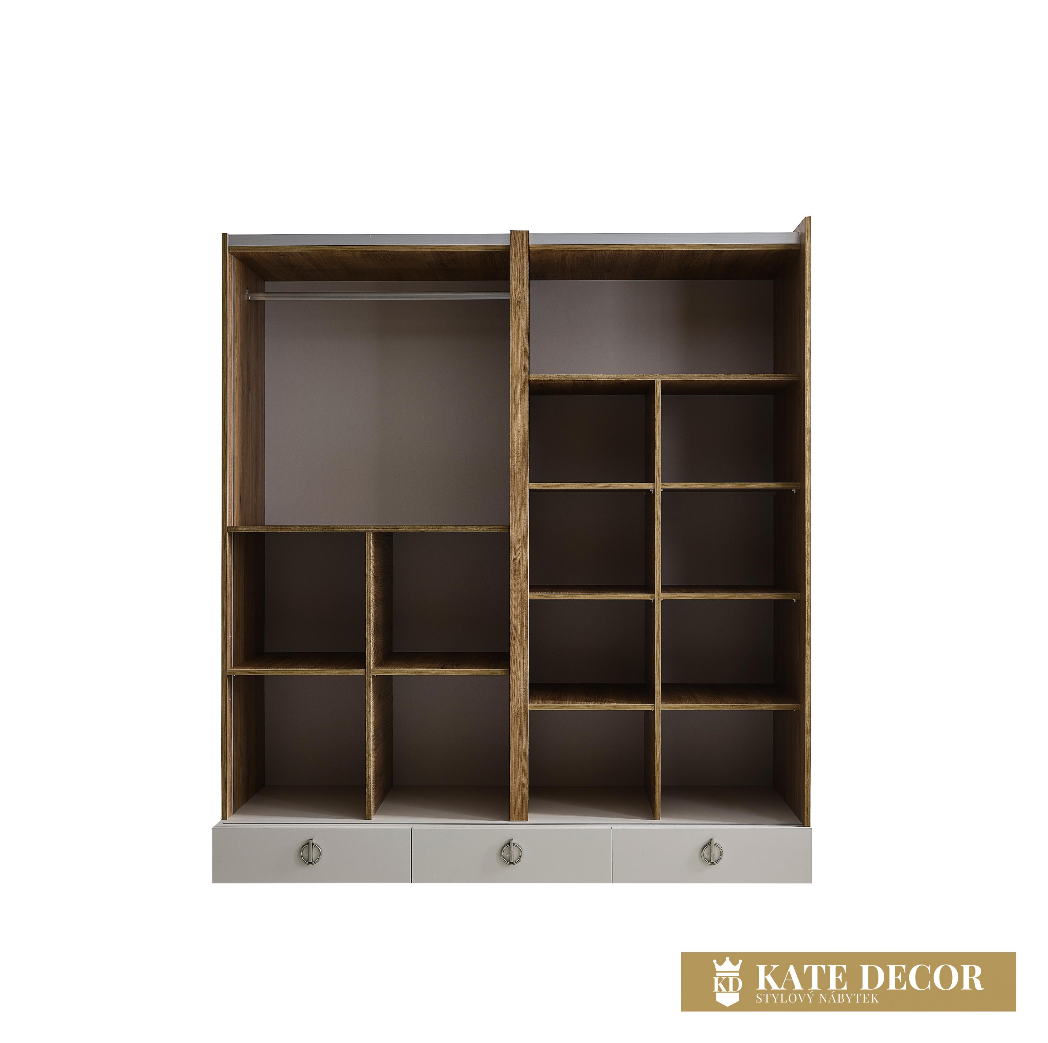 Vista Dekupe 02 Wardrobe Inside View